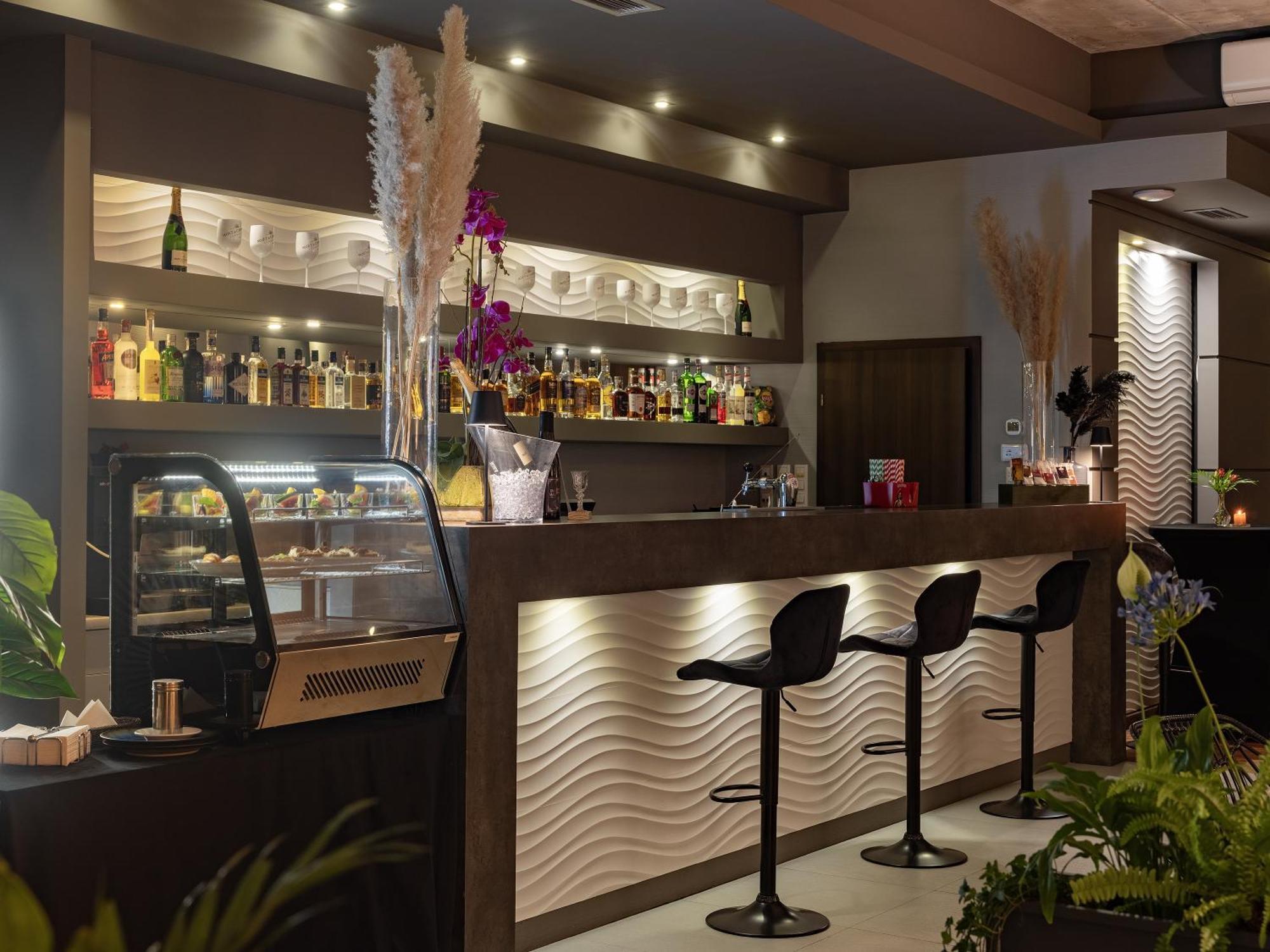 Hotel Moran & Spa Powidz Kültér fotó