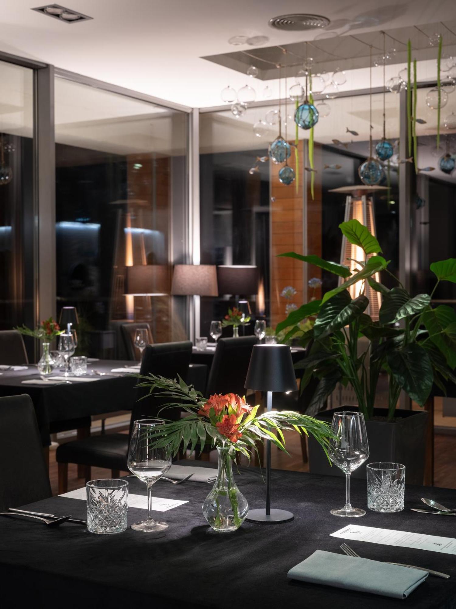 Hotel Moran & Spa Powidz Kültér fotó